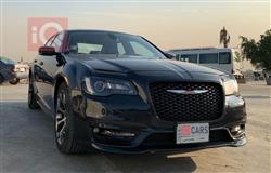 کرایسلەر 300